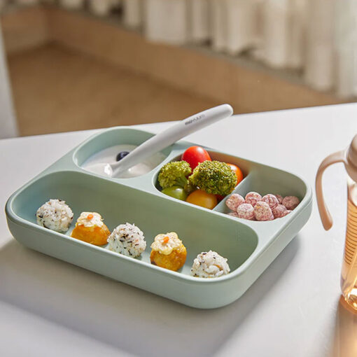 Deluxe Baby Silicone Suction Plate Tray With Cover Grey - Image 3